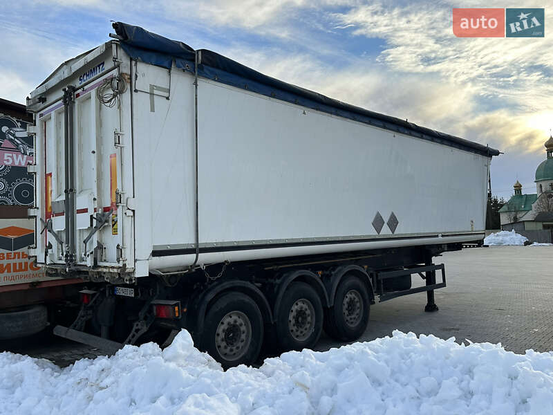 Зерновоз - причіп Schmitz Cargobull S3 2015 в Теребовлі