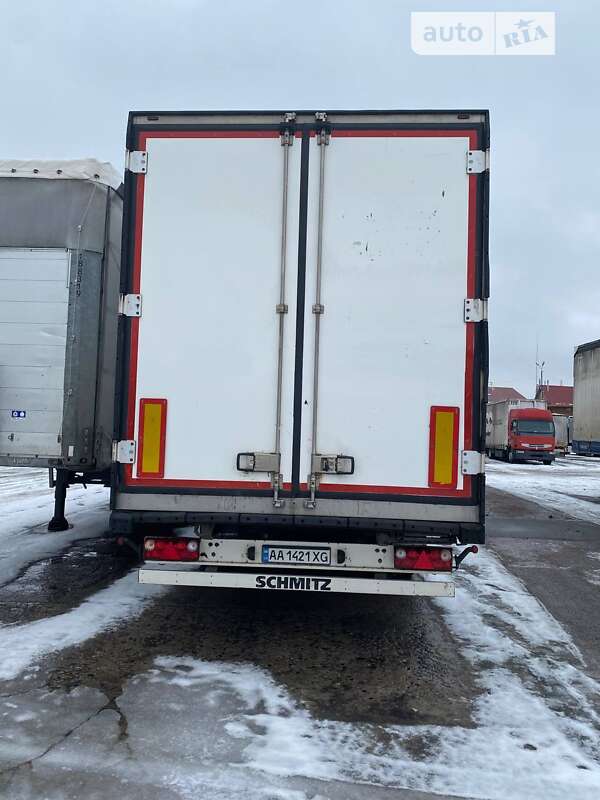 Schmitz Cargobull S3 2013