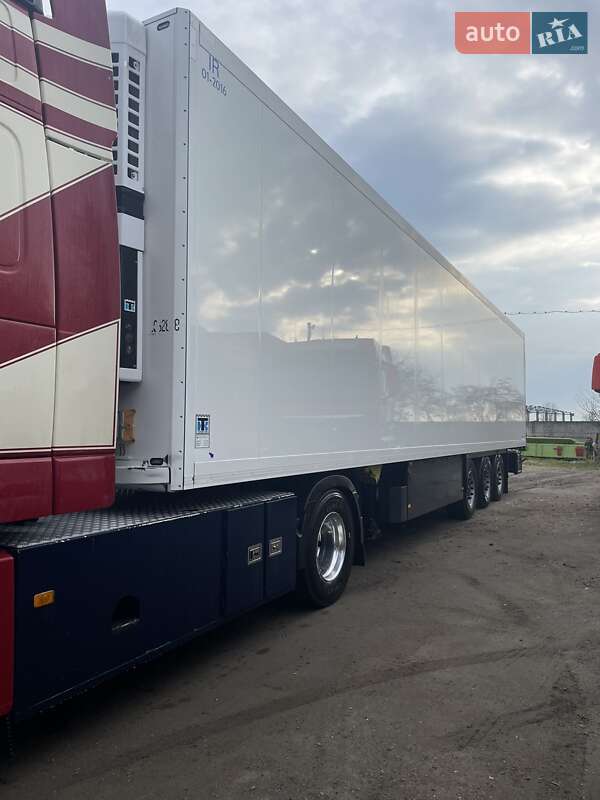 Рефрижератор напівпричіп Schmitz Cargobull SAF 2010 в Тернополі