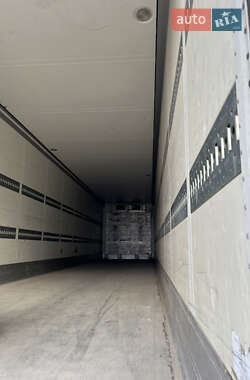 Рефрижератор полуприцеп Schmitz Cargobull SAF 2005 в Хмельницком