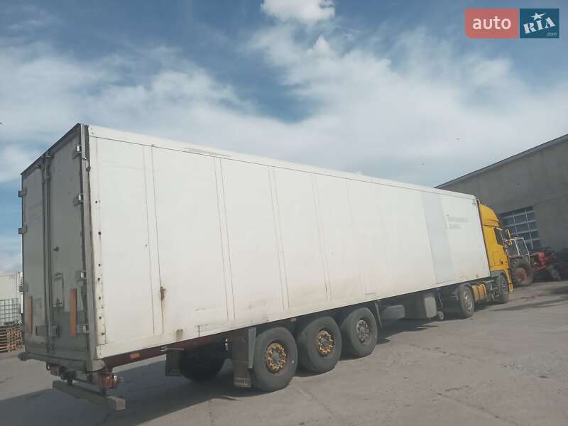 Рефрижератор напівпричіп Schmitz Cargobull SAF 1999 в Броварах