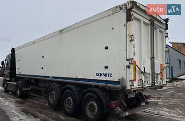 Самоскид напівпричіп Schmitz Cargobull SAF 2008 в Вінниці