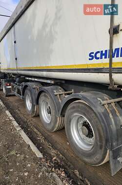 Зерновоз - полуприцеп Schmitz Cargobull SAF 2013 в 