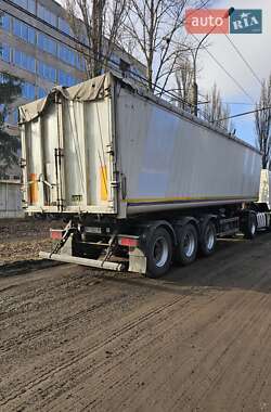 Зерновоз - полуприцеп Schmitz Cargobull SAF 2013 в 