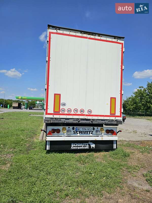 Изотермическая будка Schmitz Cargobull SAF 2011 в 