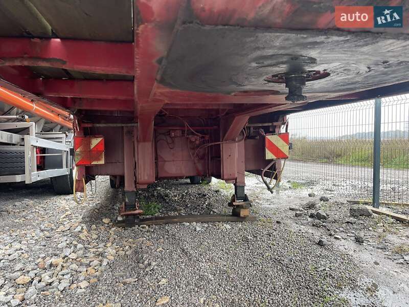 Низкорамная платформа Schmitz Cargobull SAF 2008 в Виннице