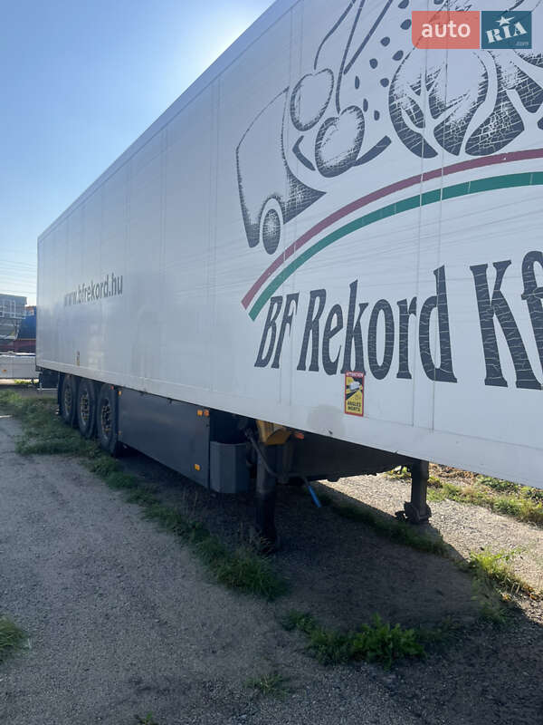 Рефрижератор полуприцеп Schmitz Cargobull SAF 2004 в Тернополе фото 2 Рефрижератор полуприцеп Schmitz Cargobull SAF 2004 в Тернополе