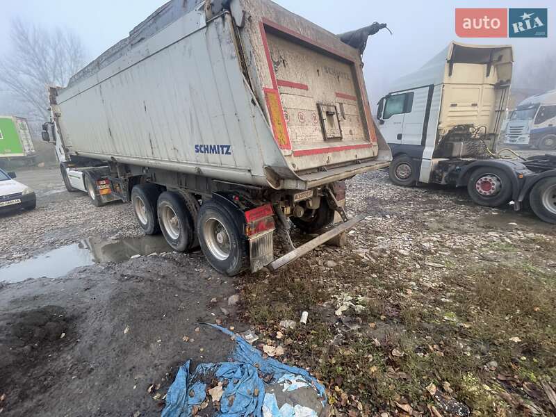 Зерновоз - напівпричіп Schmitz Cargobull SAF 2010 в Тячеві