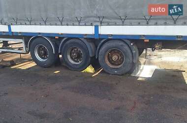 Тентованный борт (штора) - полуприцеп Schmitz Cargobull SAF 2000 в Александрие