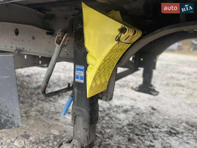 Тентований борт (штора) - напівпричіп Schmitz Cargobull SAF 2015 в Вінниці