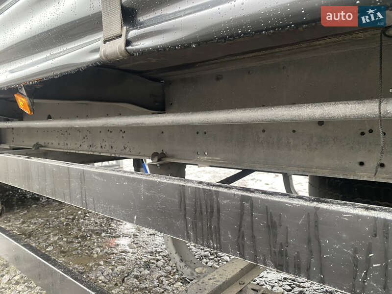 Тентований борт (штора) - напівпричіп Schmitz Cargobull SAF 2015 в Вінниці