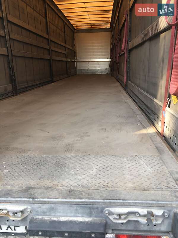 Тентований борт (штора) - напівпричіп Schmitz Cargobull SCB S3B 2016 в Рівному