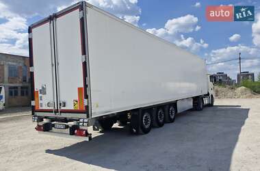 Рефрижератор полуприцеп Schmitz Cargobull SCB S3B 2012 в 