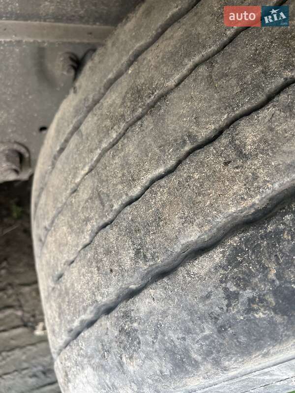 Тентованный борт (штора) - полуприцеп Schmitz Cargobull SCB S3B 2011 в Львове