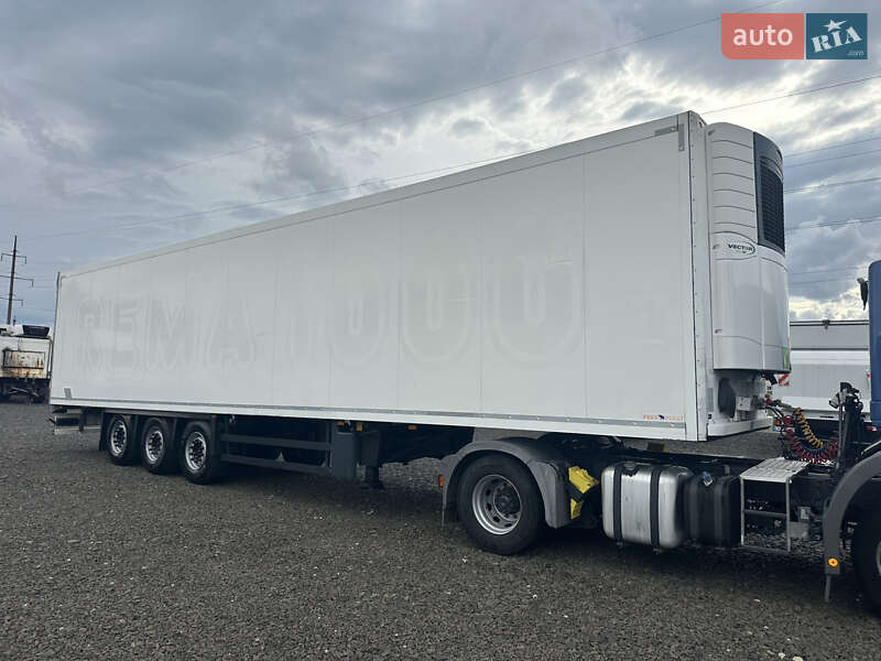 Рефрижератор полуприцеп Schmitz Cargobull SCB S3B 2016 в Луцке фото 8 Рефрижератор полуприцеп Schmitz Cargobull SCB S3B 2016 в Луцке