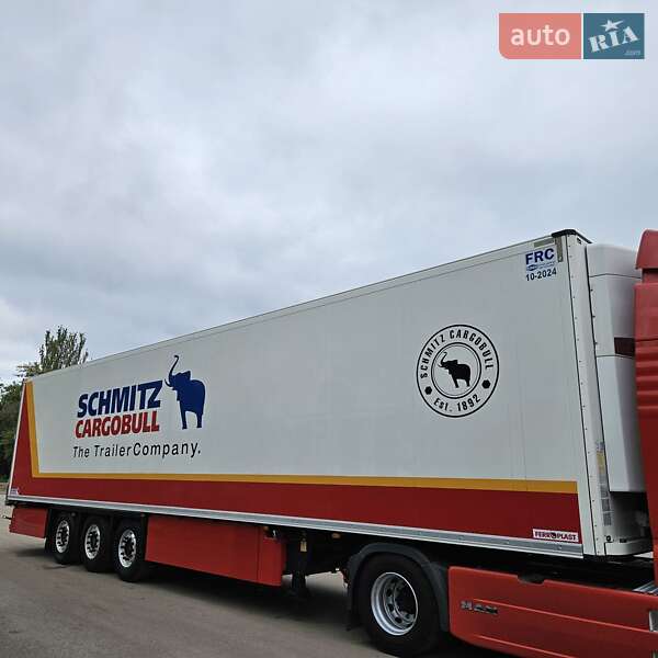Рефрижератор полуприцеп Schmitz Cargobull SCB S3B 2013 в Кривом Роге