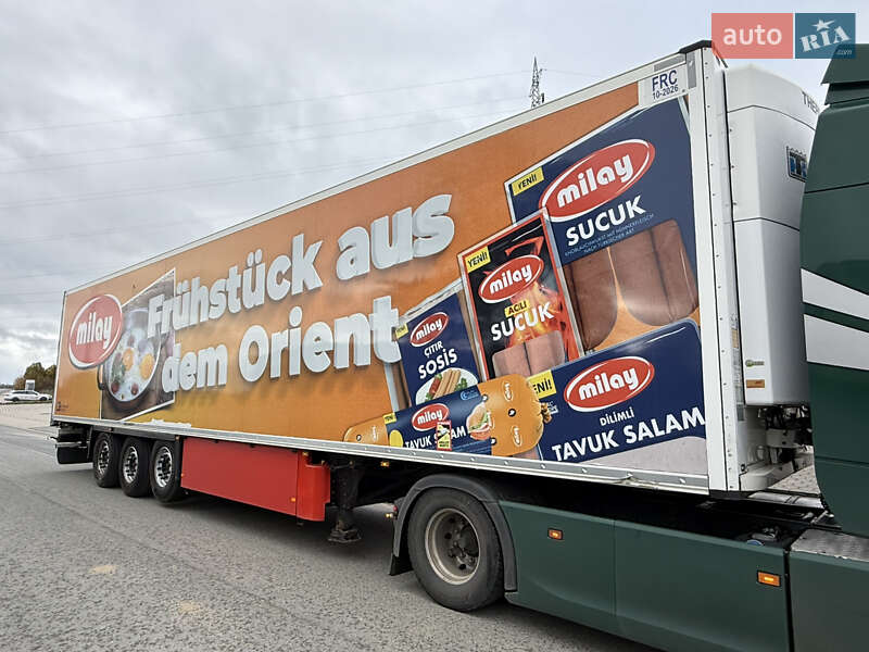 Рефрижератор Schmitz Cargobull SCB S3B 2017 в Черновцах