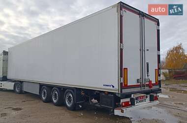Рефрижератор напівпричіп Schmitz Cargobull SCB S3B 2013 в Тернополі