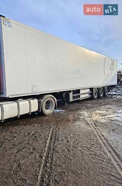 Рефрижератор полуприцеп Schmitz Cargobull SCB S3B 2015 в Шептицькому