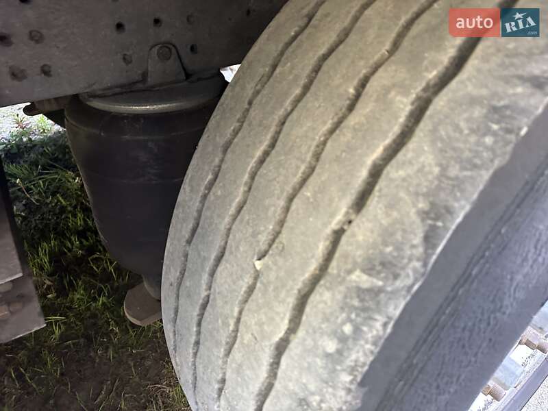 Тентований борт (штора) - напівпричіп Schmitz Cargobull SCB S3T 2016 в Калуші