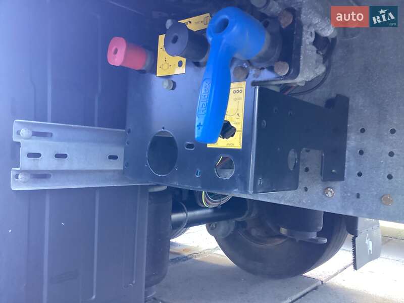 Тентований борт (штора) - напівпричіп Schmitz Cargobull SCB S3T 2016 в Черкасах