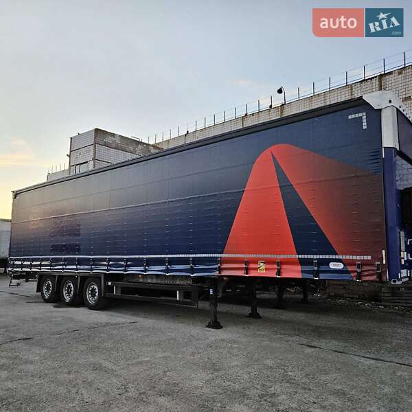 Тентований борт (штора) - напівпричіп Schmitz Cargobull SCB S3T 2015 в Кривому Розі