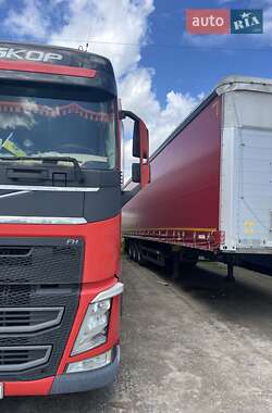 Тентованный борт (штора) - полуприцеп Schmitz Cargobull SCB S3T 2014 в Львове