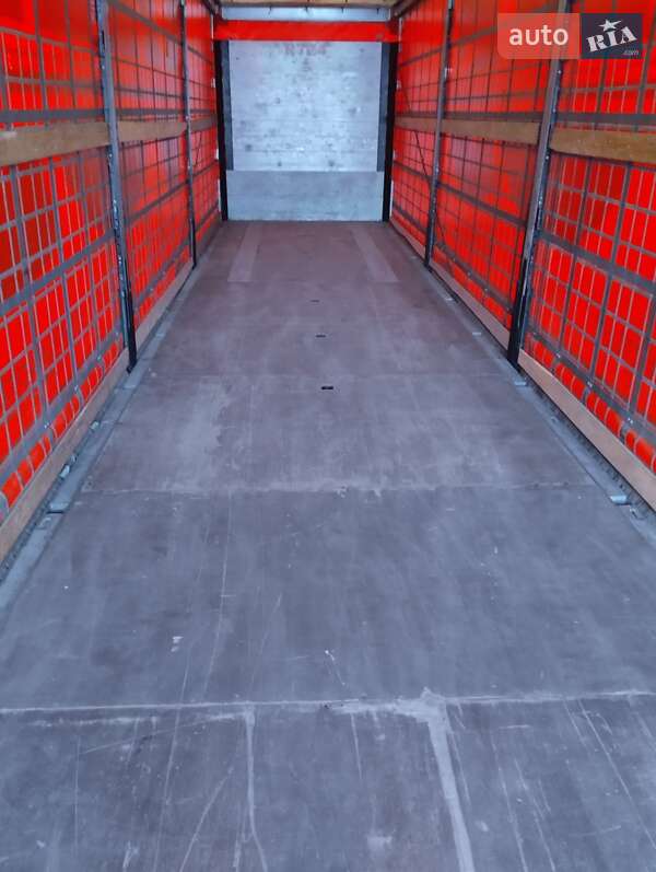 Тентованный борт (штора) - полуприцеп Schmitz Cargobull SCB S3T 2015 в Шептицькому