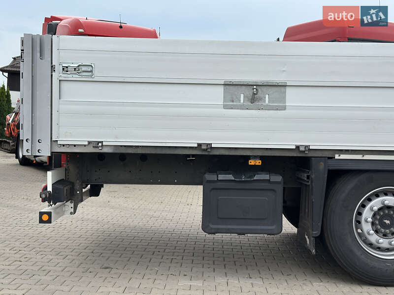 Бортовий напівпричіп Schmitz Cargobull SCB S3T 2021 в Рівному