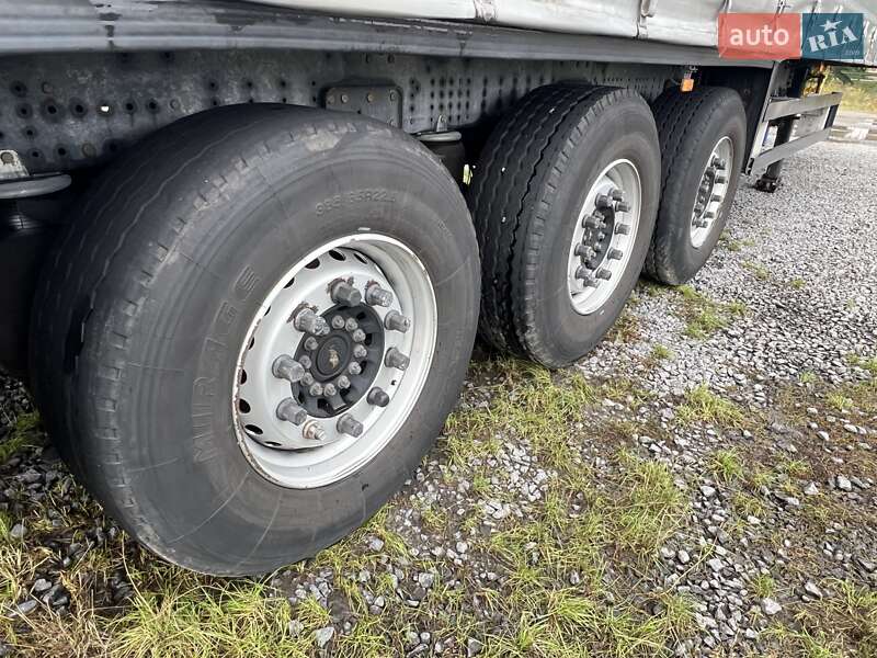 Тентований борт (штора) - напівпричіп Schmitz Cargobull SCB S3T 2019 в Вінниці