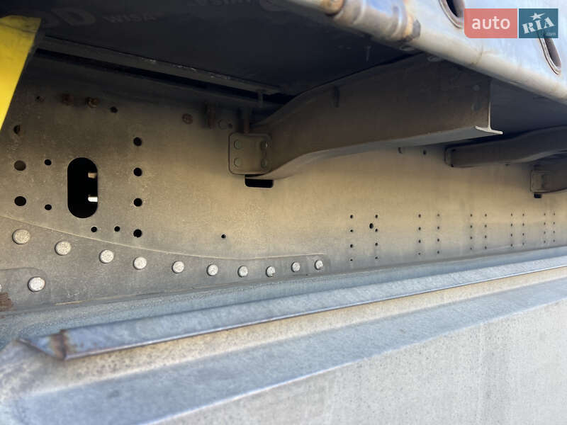 Тентованный борт (штора) - полуприцеп Schmitz Cargobull SCB S3T 2016 в Иршаве фото 14 Тентованный борт (штора) - полуприцеп Schmitz Cargobull SCB S3T 2016 в Иршаве