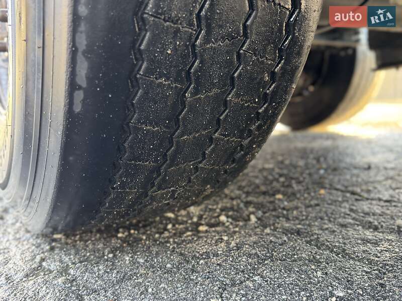 Тентований борт (штора) - напівпричіп Schmitz Cargobull SCB S3T 2015 в Житомирі