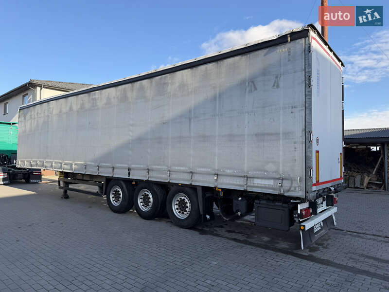 Тентований борт (штора) - напівпричіп Schmitz Cargobull SCB S3T 2017 в Тячеві фото 6 Тентований борт (штора) - напівпричіп Schmitz Cargobull SCB S3T 2017 в Тячеві