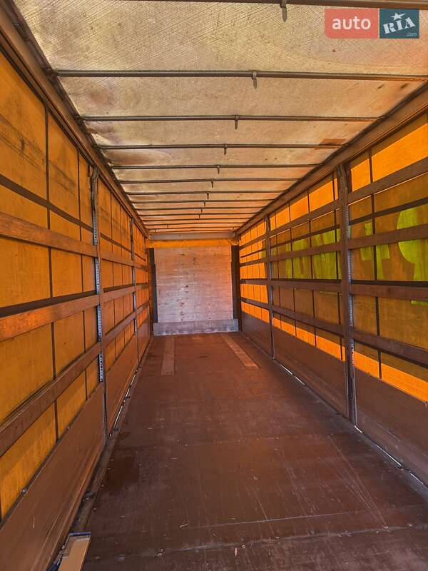 Тентованный борт (штора) - полуприцеп Schmitz Cargobull SCB S3T 2016 в Черновцах