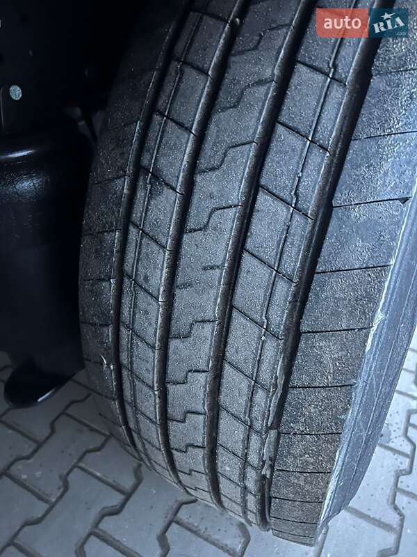 Тентованный борт (штора) - прицеп Schmitz Cargobull SCB S3T 2018 в Луцке фото 5 Тентованный борт (штора) - прицеп Schmitz Cargobull SCB S3T 2018 в Луцке