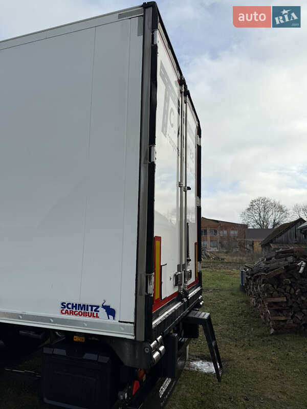 Рефрижератор полуприцеп Schmitz Cargobull Schutz 2016 в Владимирце