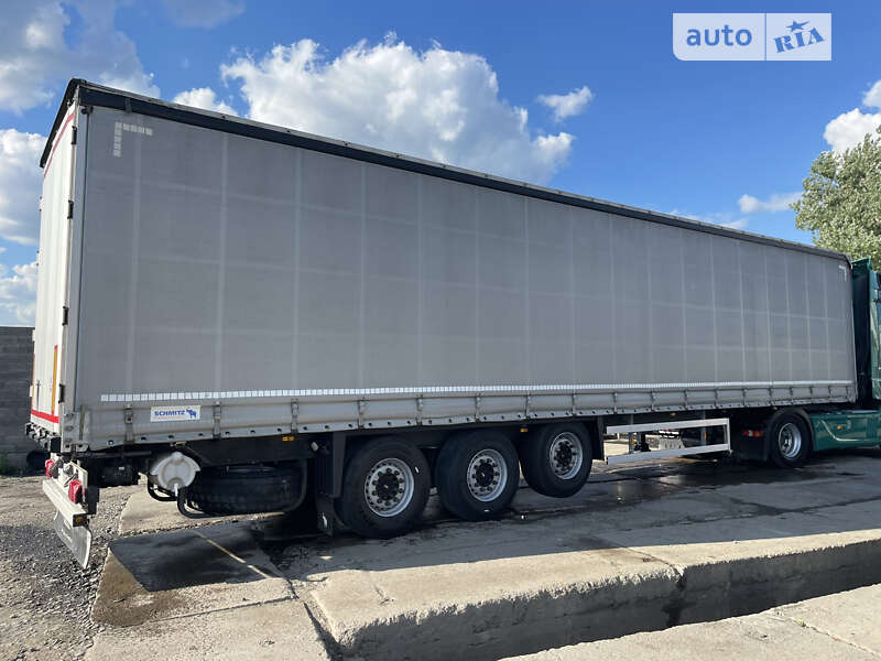 Тентований борт (штора) - напівпричіп Schmitz Cargobull SCS 24/L 2011 в Луцьку