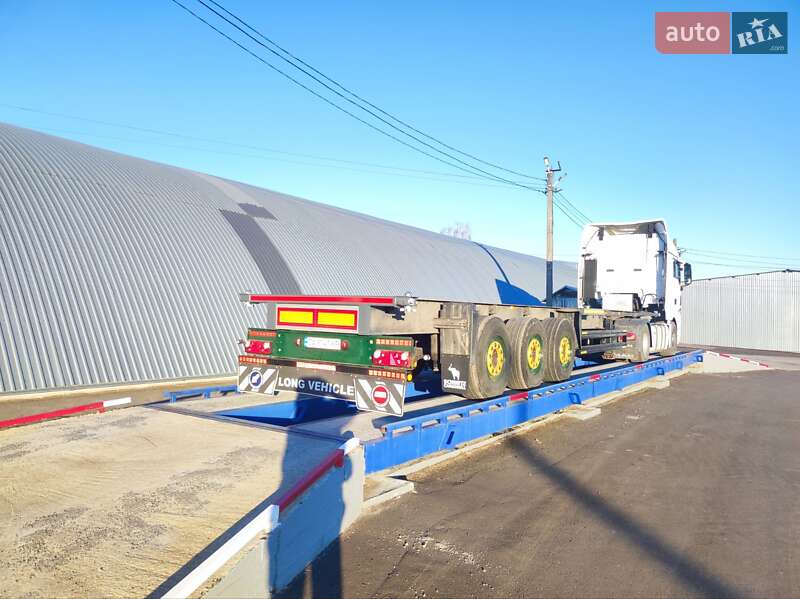 Контейнеровоз напівпричіп Schmitz Cargobull SCS 24/L 2009 в Умані