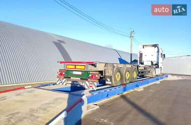 Контейнеровоз напівпричіп Schmitz Cargobull SCS 24/L 2009 в 