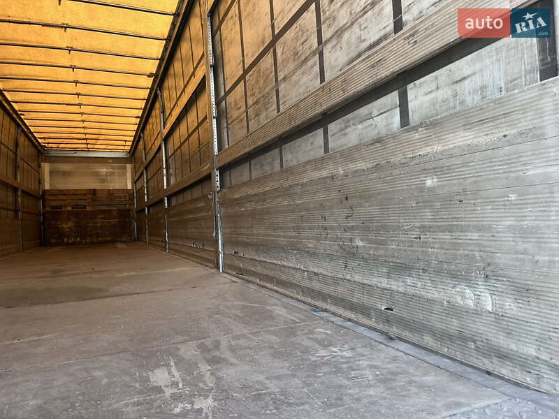 Тентований борт (штора) - напівпричіп Schmitz Cargobull SCS 24/L 2018 в Кременці