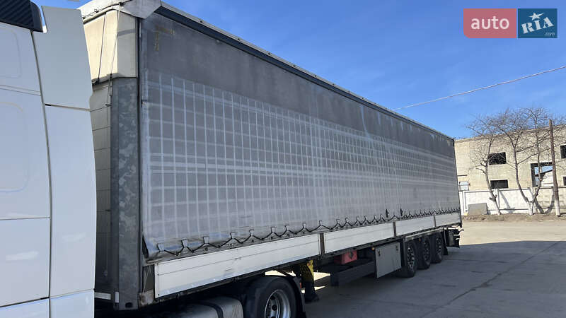 Бортовий напівпричіп Schmitz Cargobull SCS 24/L 2012 в Луцьку