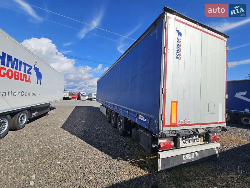 Тентований борт (штора) - напівпричіп Schmitz Cargobull SCS 24/L 2015 в Іршаві