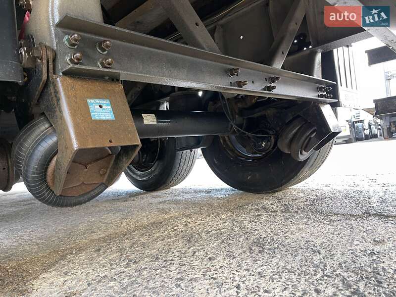 Тентований борт (штора) - напівпричіп Schmitz Cargobull SCS 24/L 2012 в Тернополі