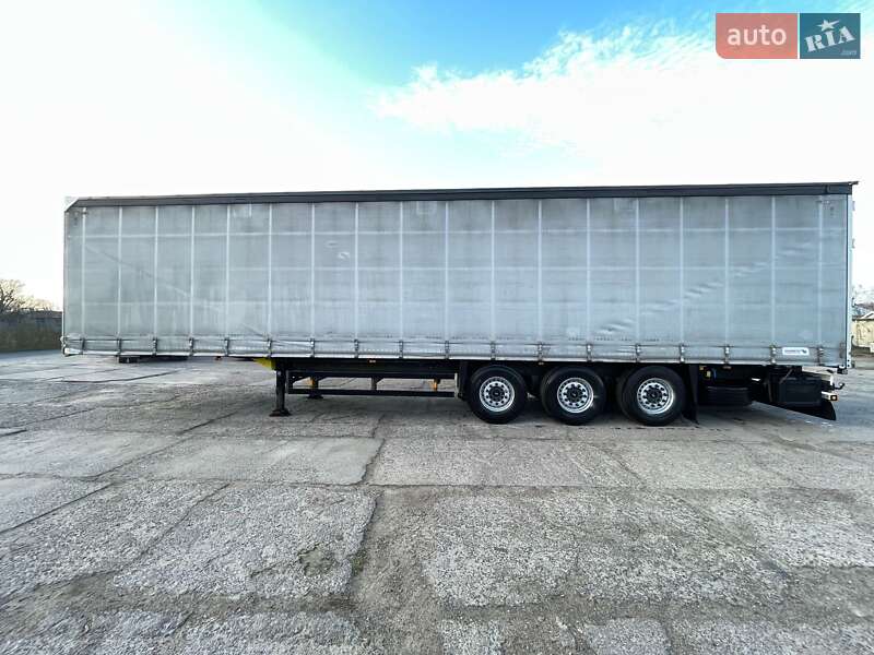 Тентований борт (штора) - напівпричіп Schmitz Cargobull SCS 24/L 2012 в Тернополі