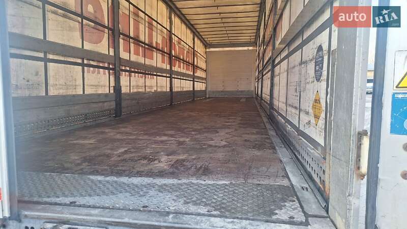 Тентований борт (штора) - напівпричіп Schmitz Cargobull SCS 24/L 2015 в Калуші