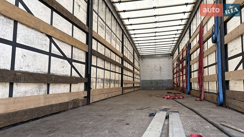 Тентованный борт (штора) - полуприцеп Schmitz Cargobull SCS 2011 в Киеве