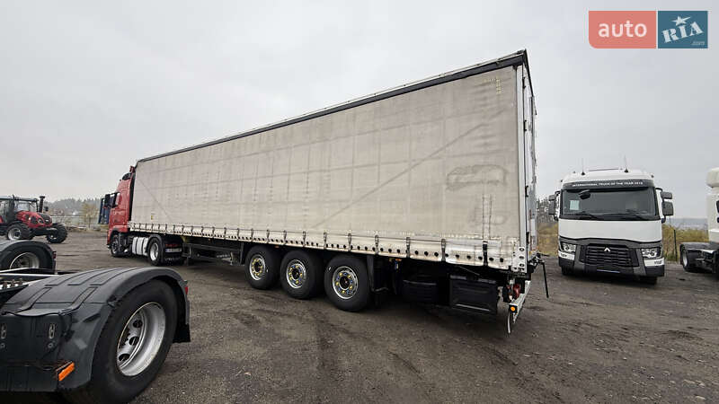Тентований борт (штора) - напівпричіп Schmitz Cargobull SCS 2011 в Києві