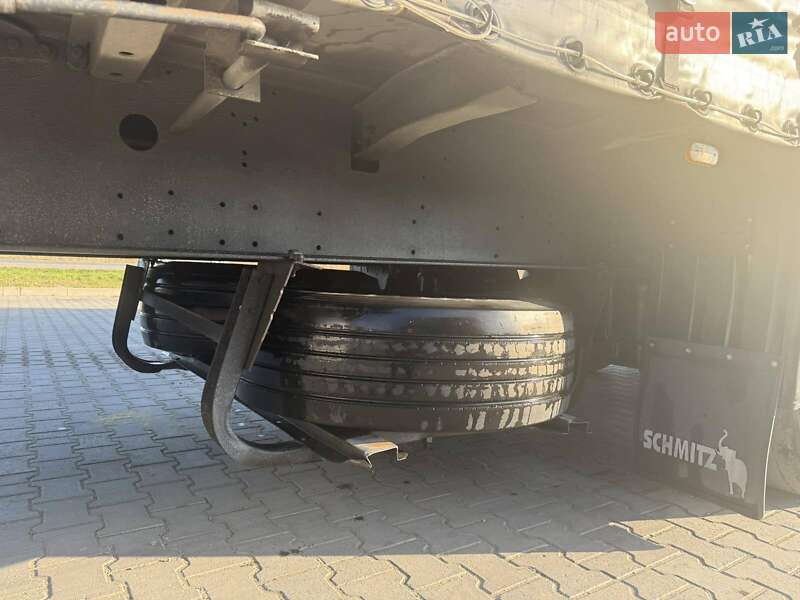 Тентованный борт (штора) - полуприцеп Schmitz Cargobull SCS 2006 в Львове