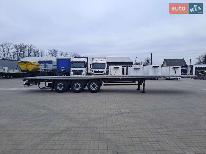 Платформа полуприцеп Schmitz Cargobull SCS 2015 в Черкассах