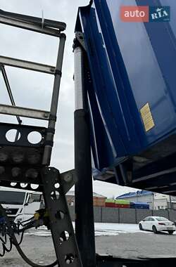 Самосвал полуприцеп Schmitz Cargobull SGF S3 2016 в 